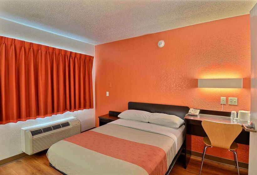 Motel 6tewksbury, Ma  Boston
