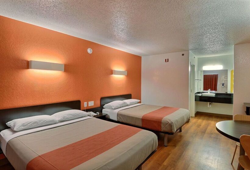 Motel 6tewksbury, Ma  Boston