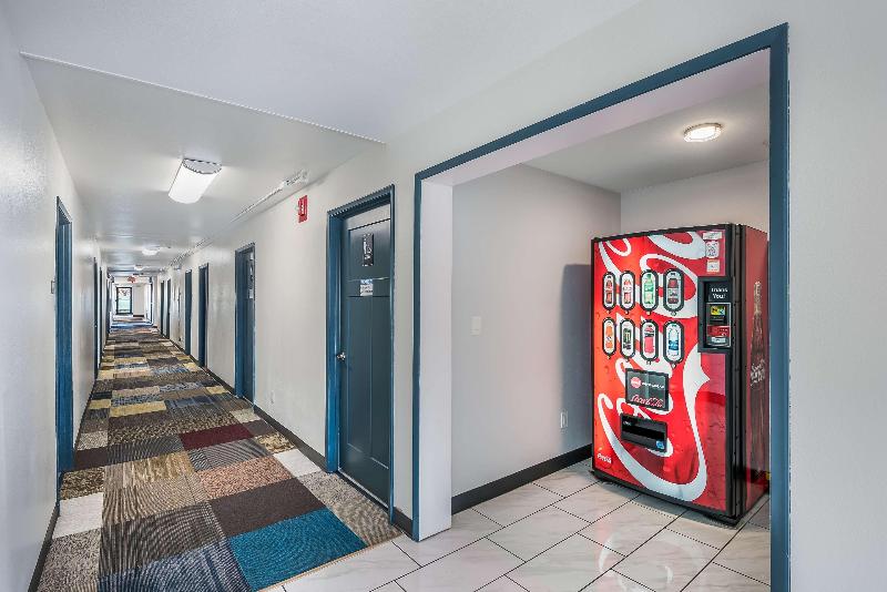 מוטל Americas Best Value Inn East Peoria