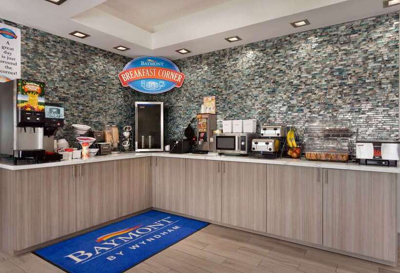 모텔 Baymont Inn & Suites Shawnee