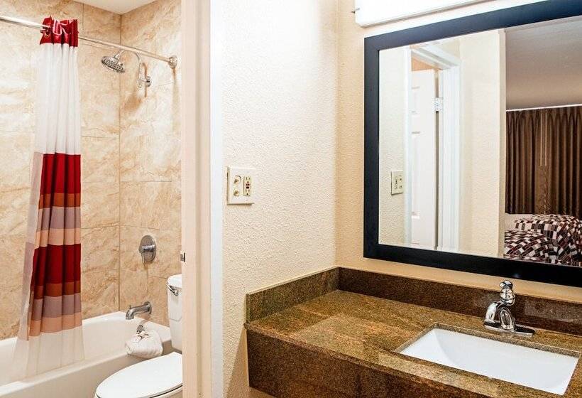 מוטל Red Roof Inn Slidell