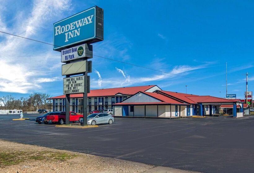 فندق على الطريق Rodeway Inn Broken Bowhochatown