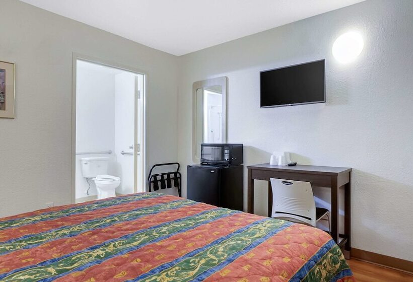 فندق على الطريق Rodeway Inn Winston Salem Route 52