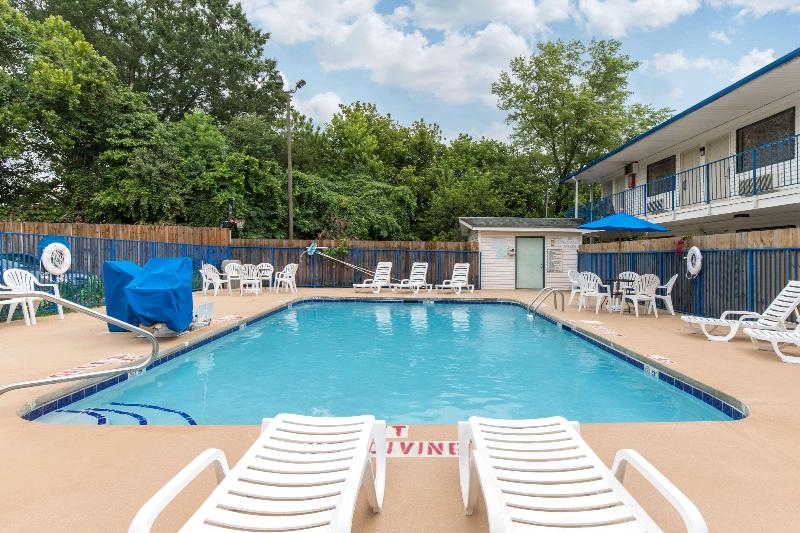 فندق على الطريق Rodeway Inn Winston Salem Route 52