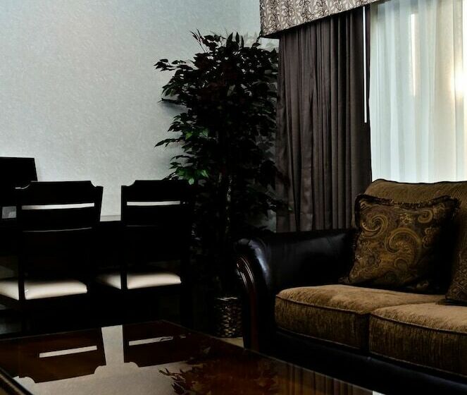Pacer Inn & Suites Motel