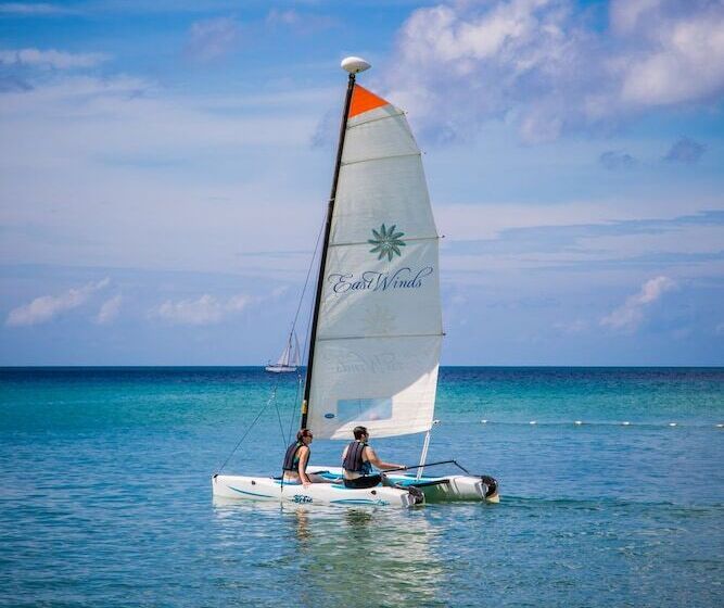 استراحتگاه East Winds St. Lucia All Inclusive