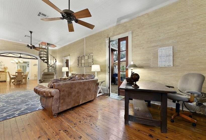 مبيت وإفطار Carroll House Cottages