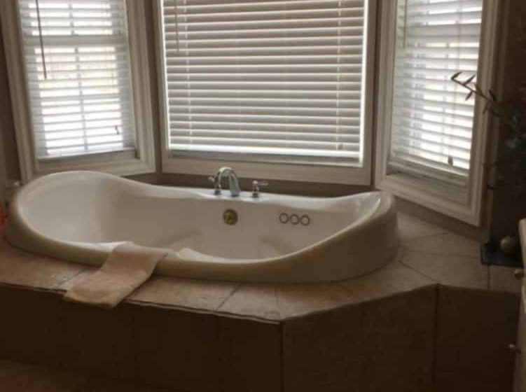 민박 Davis Mountains Inn