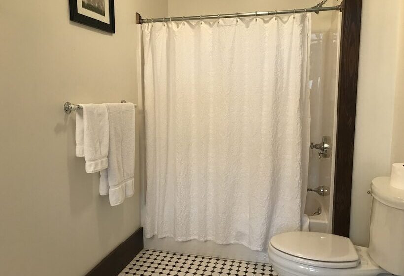 צימר Mcgrady Inn