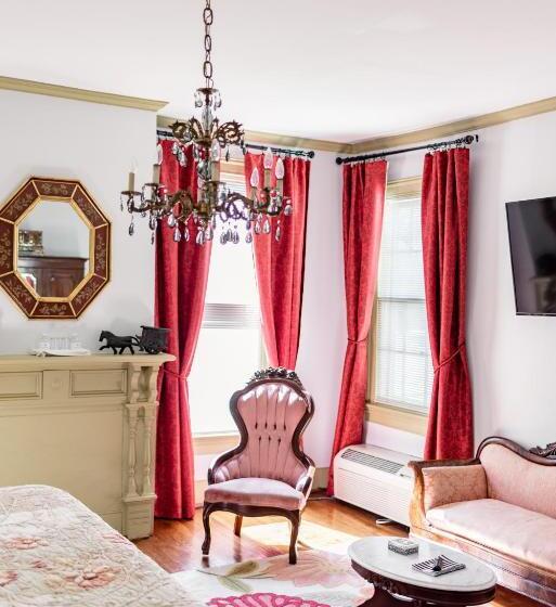 تختخواب و صبحانه Meadows Inn