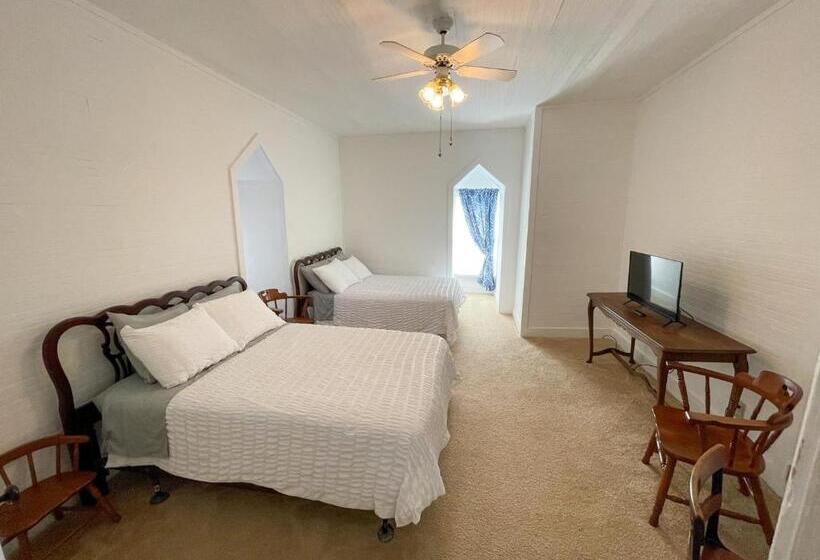 تختخواب و صبحانه Meadows Inn