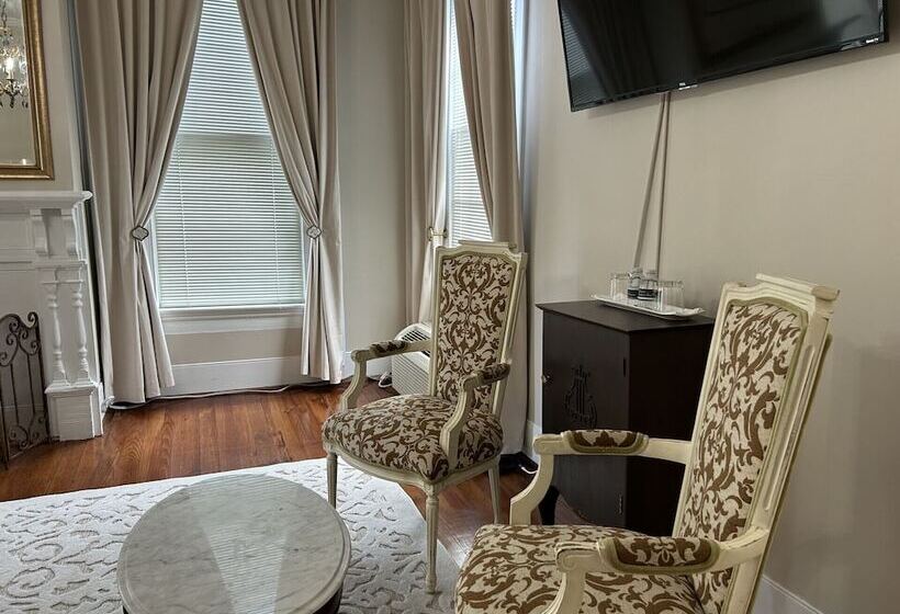 تختخواب و صبحانه Meadows Inn