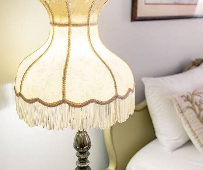 تختخواب و صبحانه Meadows Inn