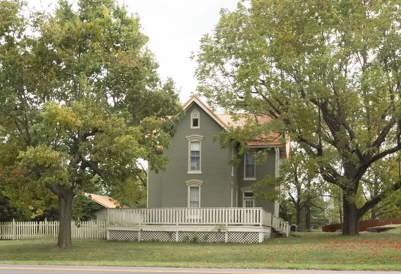 تختخواب و صبحانه Prairie Guest House