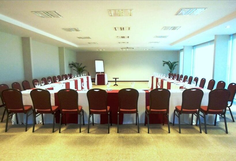 فندق Altos Del Arapey All Inclusive, Golf & Spa