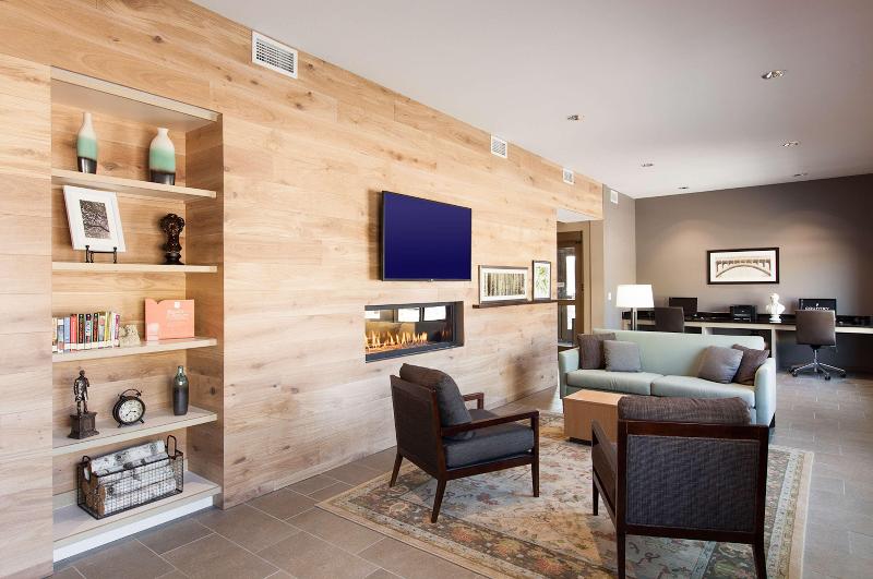 هتل Country Inn & Suites By Radisson, Springfield Southeast