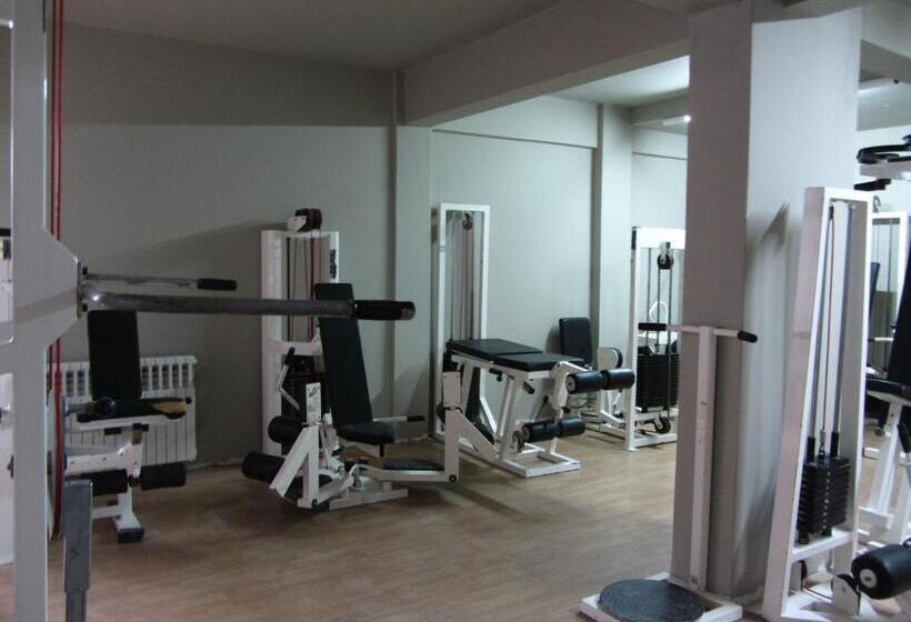 هتل Manthos Mountain Resort & Spa