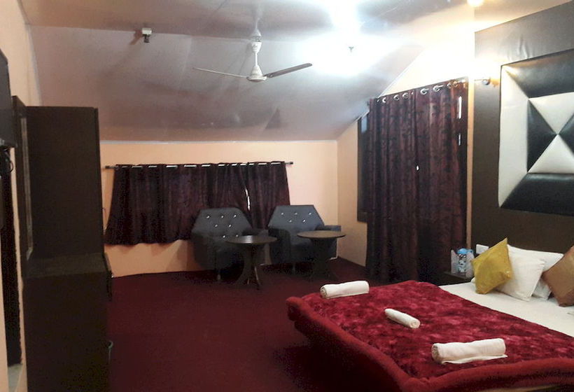 فندق New Prince Inn
