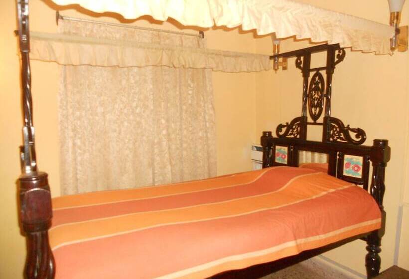 هتل Palacete Rodrigues