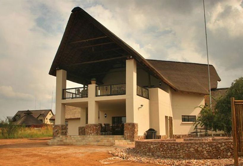 בית מלון כפרי Protea Zebula Lodge