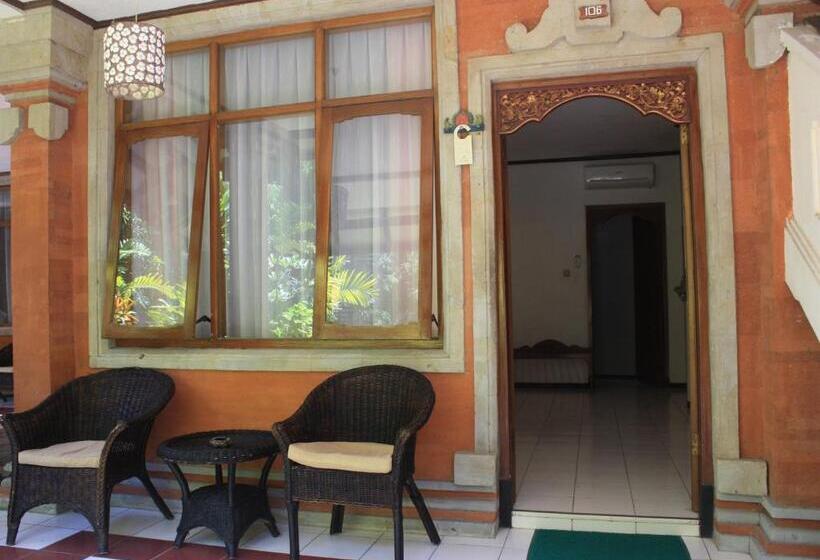فندق Puri Naga Beachfront Cottages