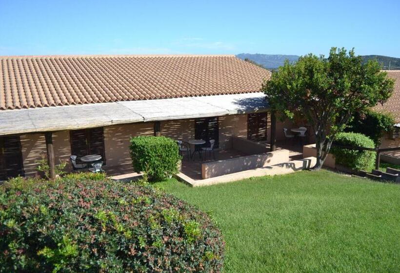 فندق Residence Porto Mannu