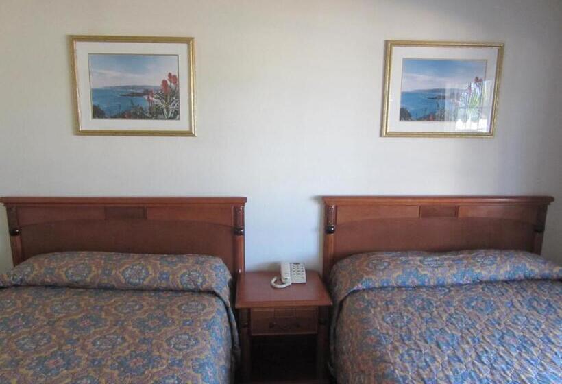 Отель Starlight Inn Canoga Park