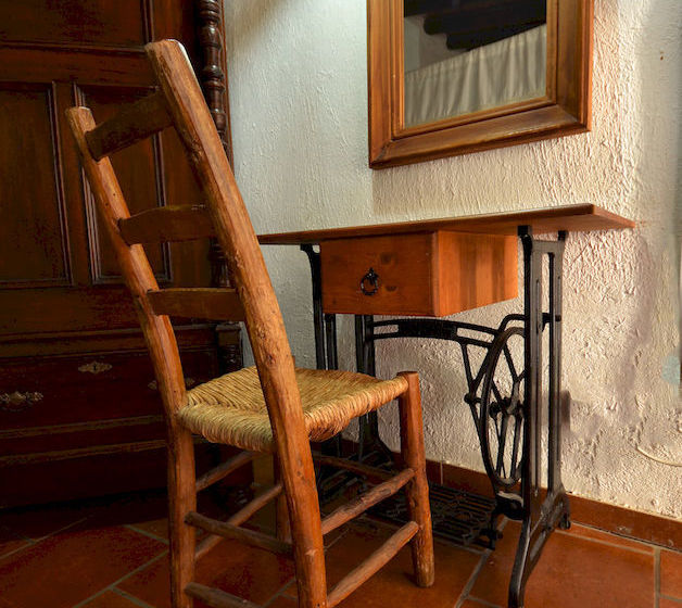 Linos Inn