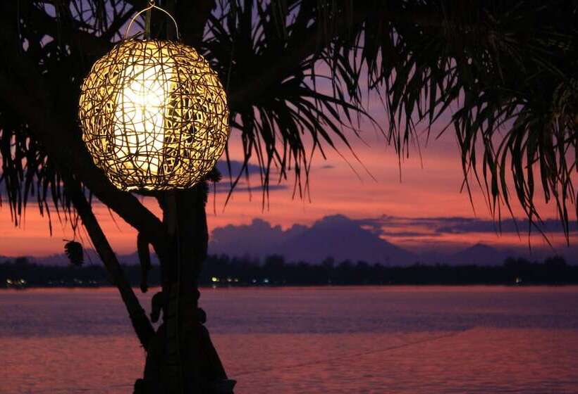 استراحتگاه Mahamaya Gili Meno