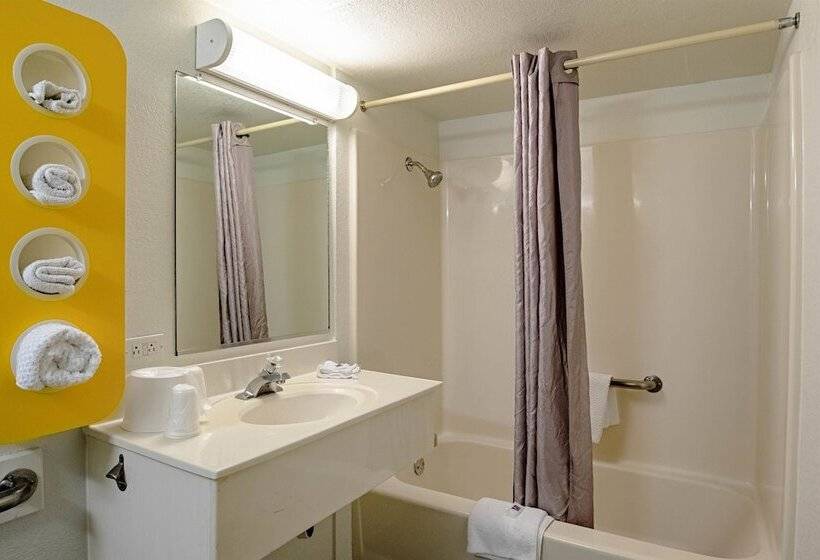 Motel 6 Palatine, Il   Chicago Northwest