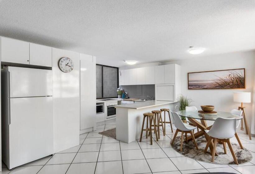 Mylos Holiday Apartments