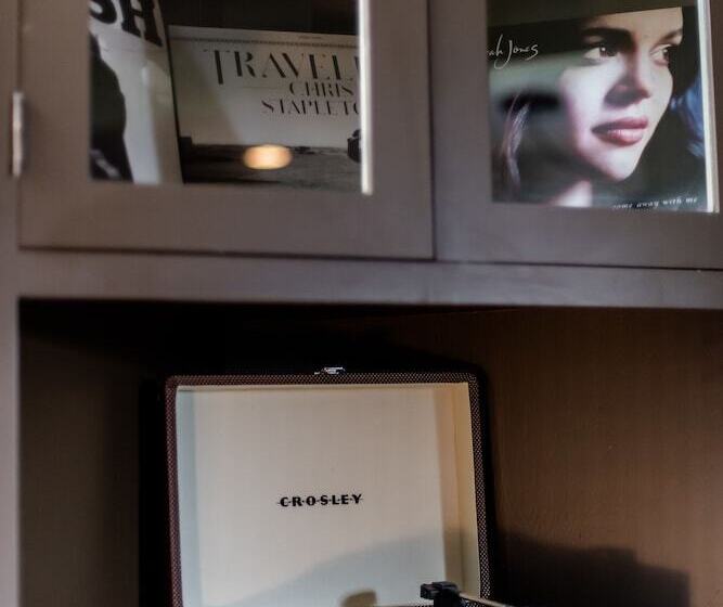 بنسيون The Broadway Guest House