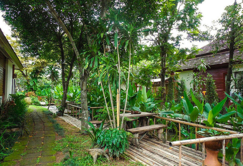 استراحتگاه Palm Spa Village