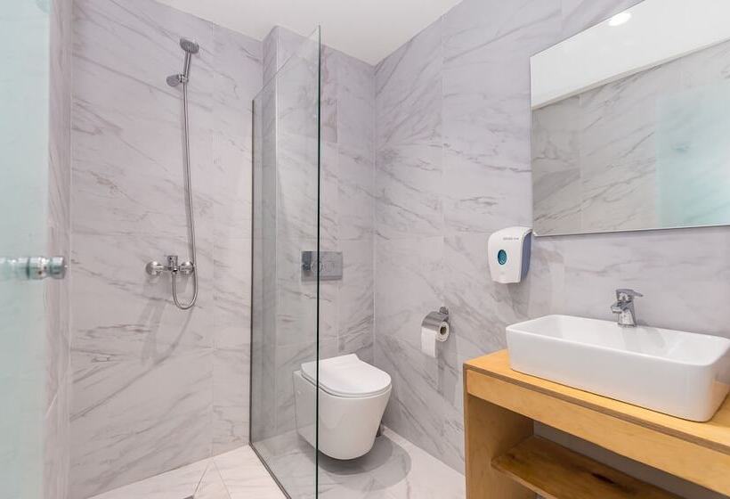 فندق Aqua Luxury Suites By Estia