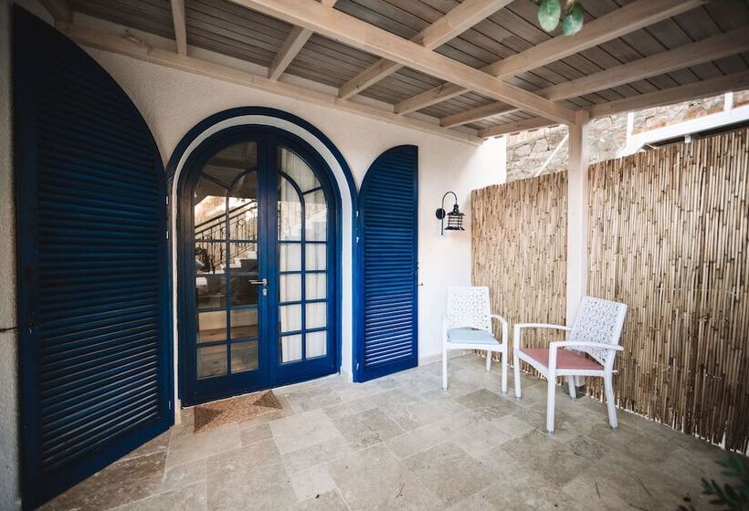 هتل Büyükada Loc Ada
