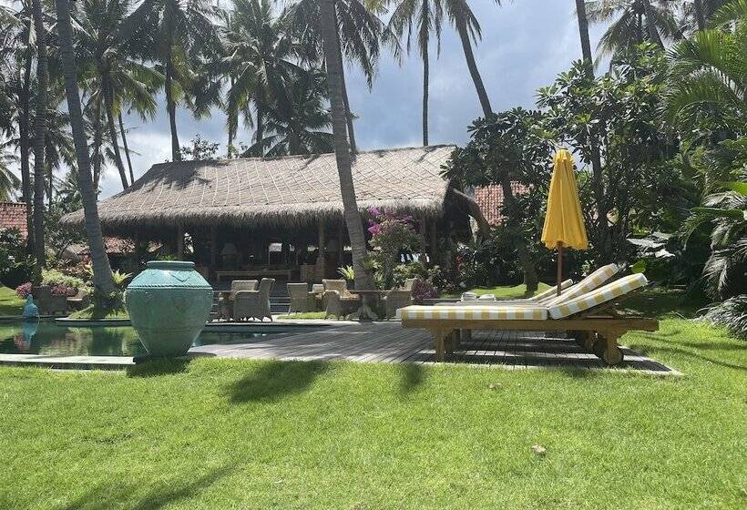 호텔 Louka Beach Bali