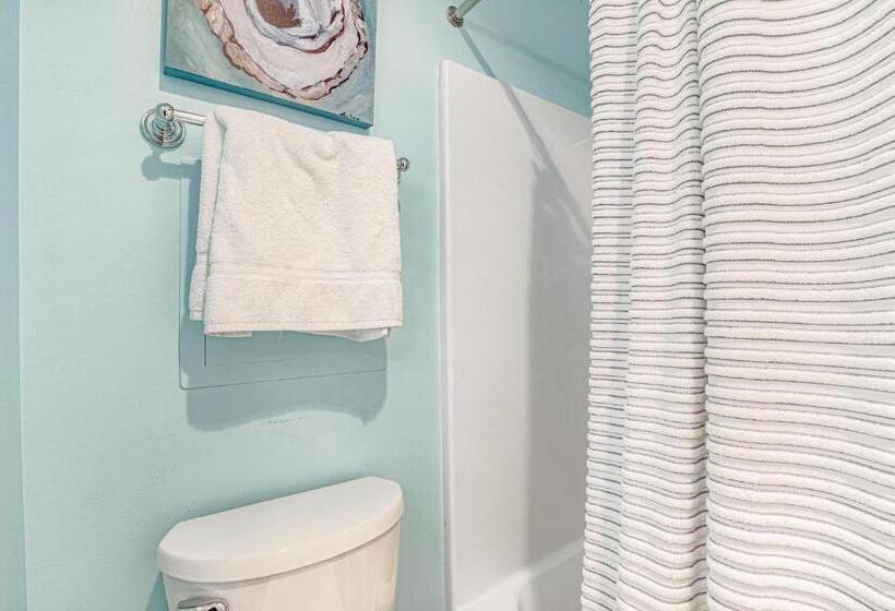 هتل Sea Colony  3003c West Lake Ct