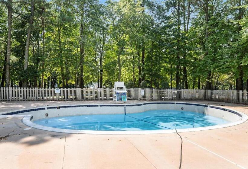 هتل Sea Colony  8901 Timberlake