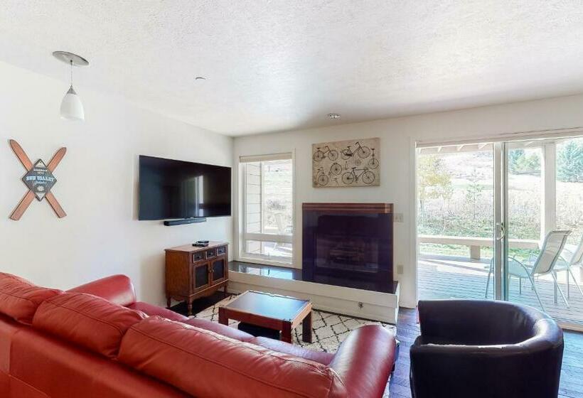 בית מלון כפרי 2498 Indian Springs