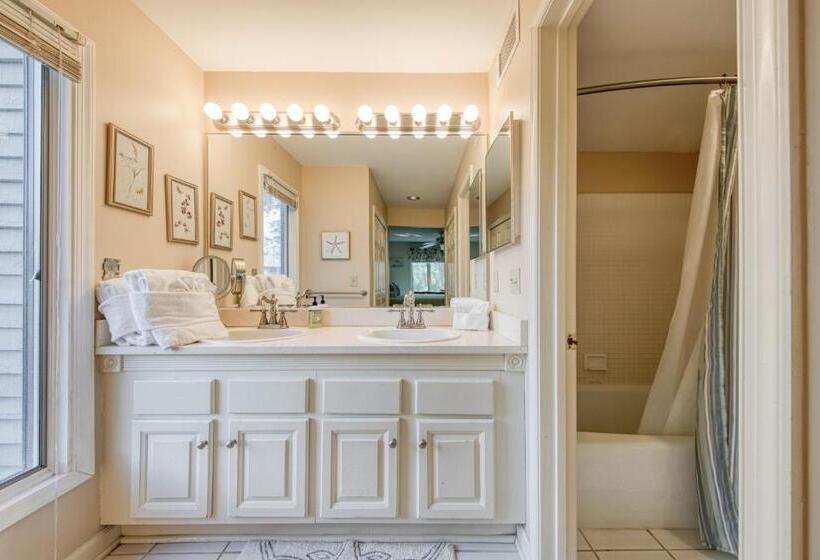 Отель 4849 Turtle Cove Villa
