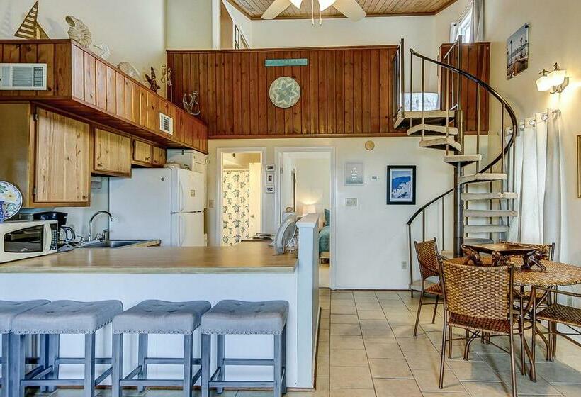 فندق Driftwood Villa   237