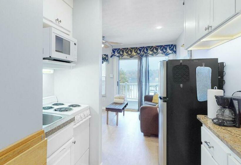 בית מלון כפרי Sunset Landing