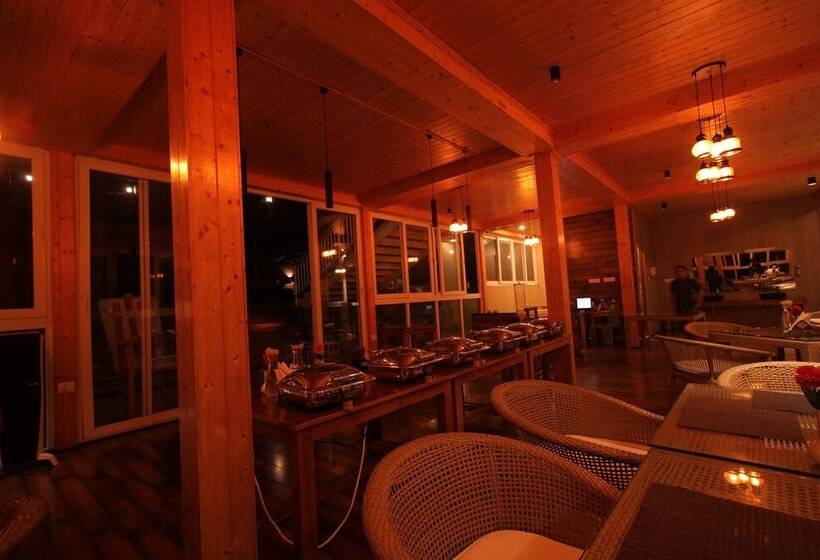 ホテル The Woods Retreat