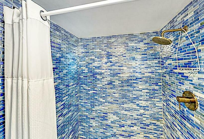 فندق Waterview Condo Unit 204