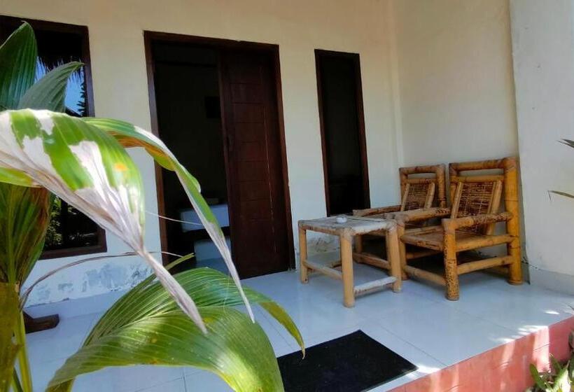 پانسیون Maxal Bungalow