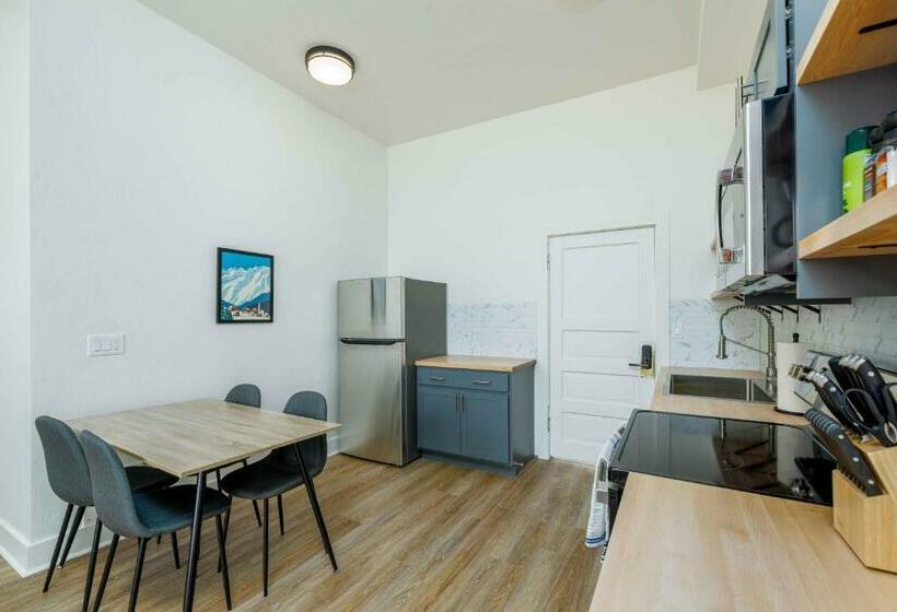 بنسيون Mt Block Unit 21 Jefferson