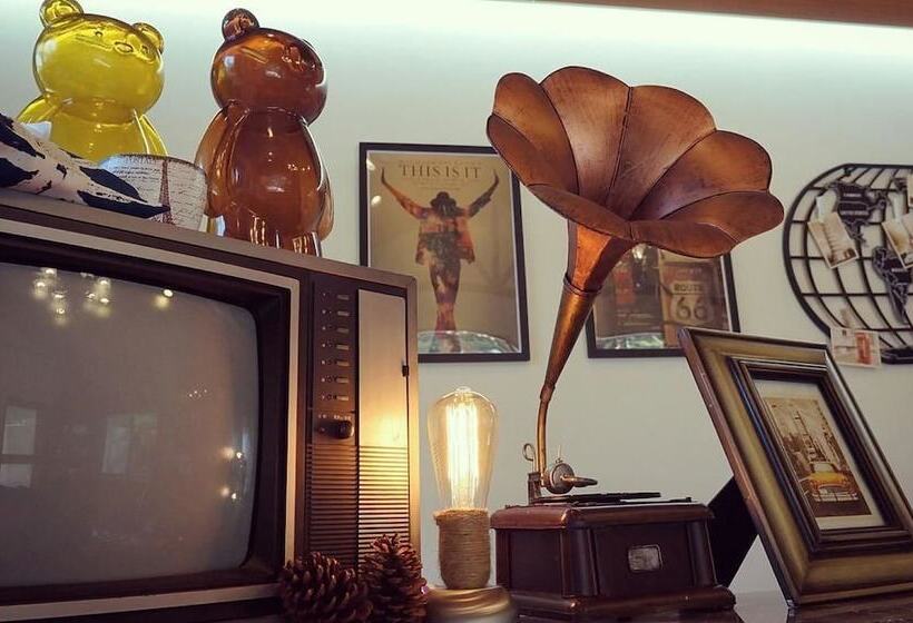 هتل Hillside Plot Inn