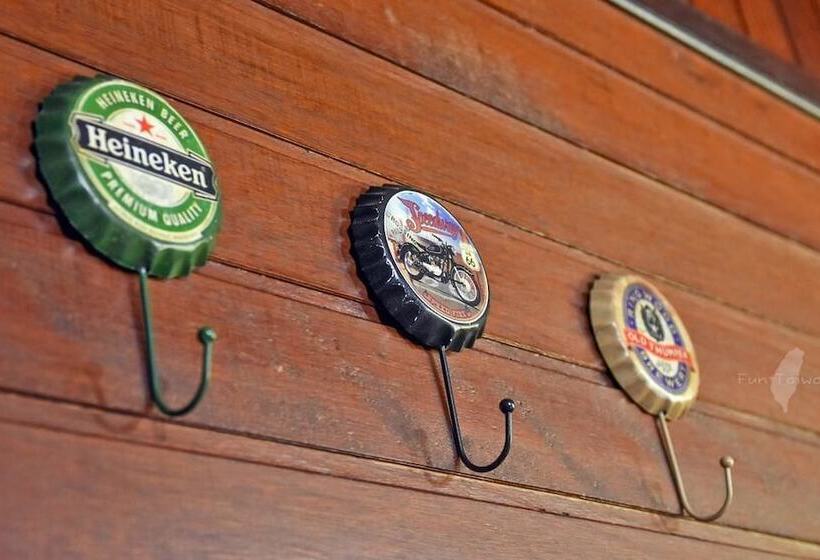 هتل Hillside Plot Inn