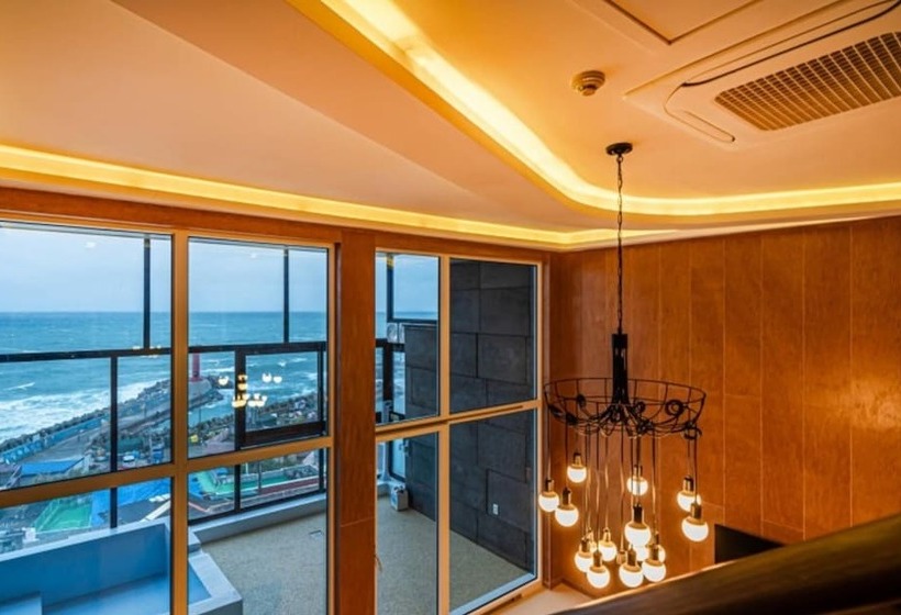 فندق Pohang Soyu Garden Pool Villa
