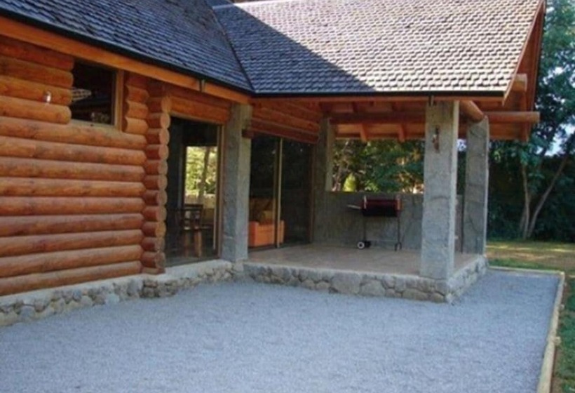 هتل Cabañas Casa Lago Villarrica